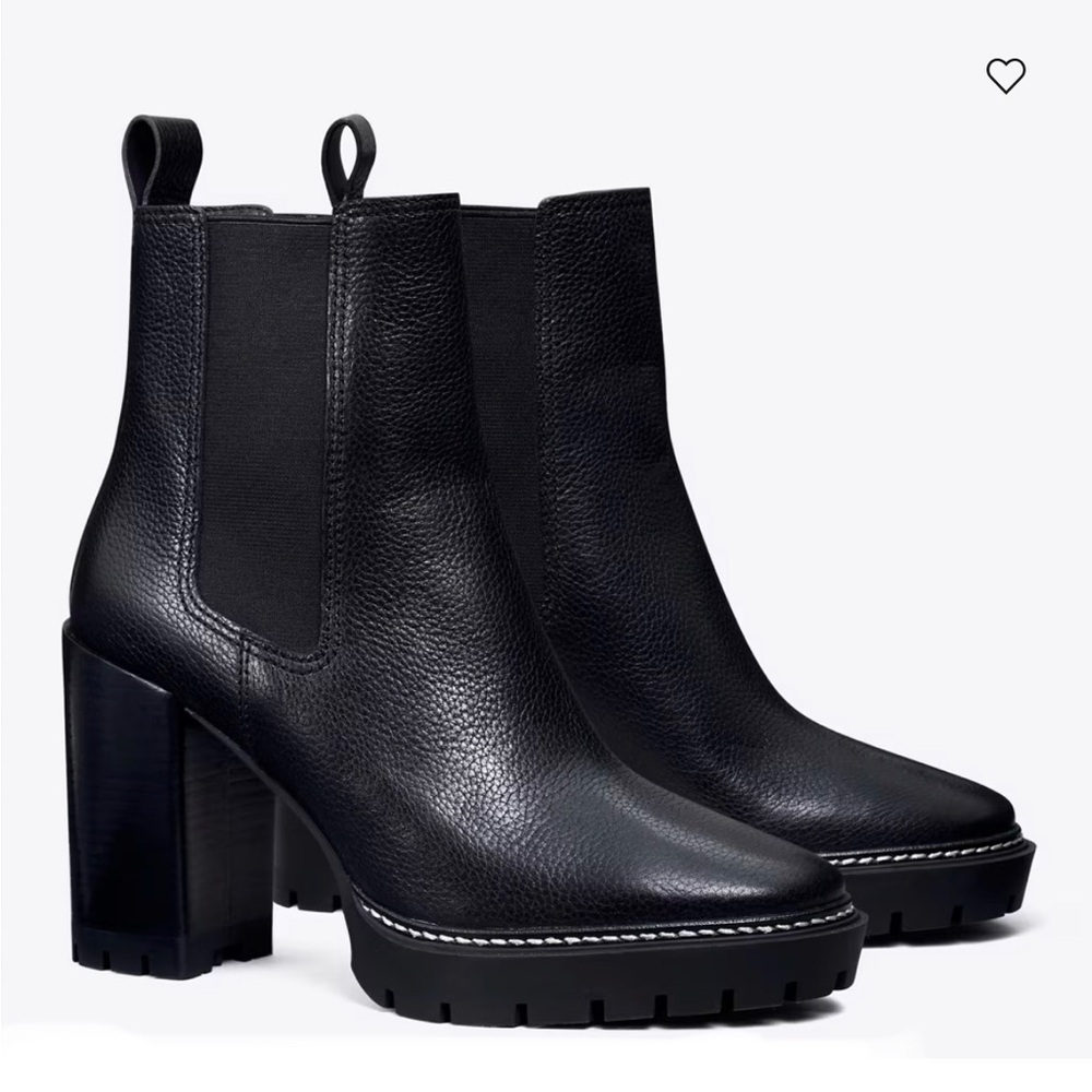 NIB TORY BURCH CARSON LUG SOLE ANKLE BOOTS IN BLACK